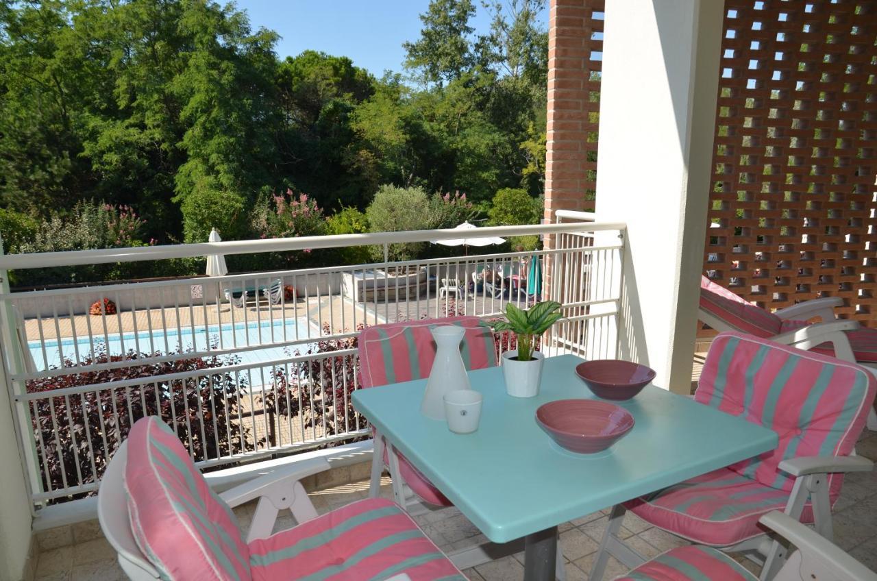 Residenza Le Acacie Apartment Bibione Bagian luar foto