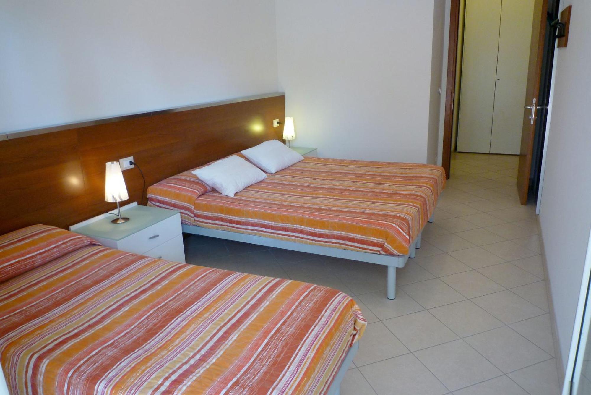 Residenza Le Acacie Apartment Bibione Bagian luar foto