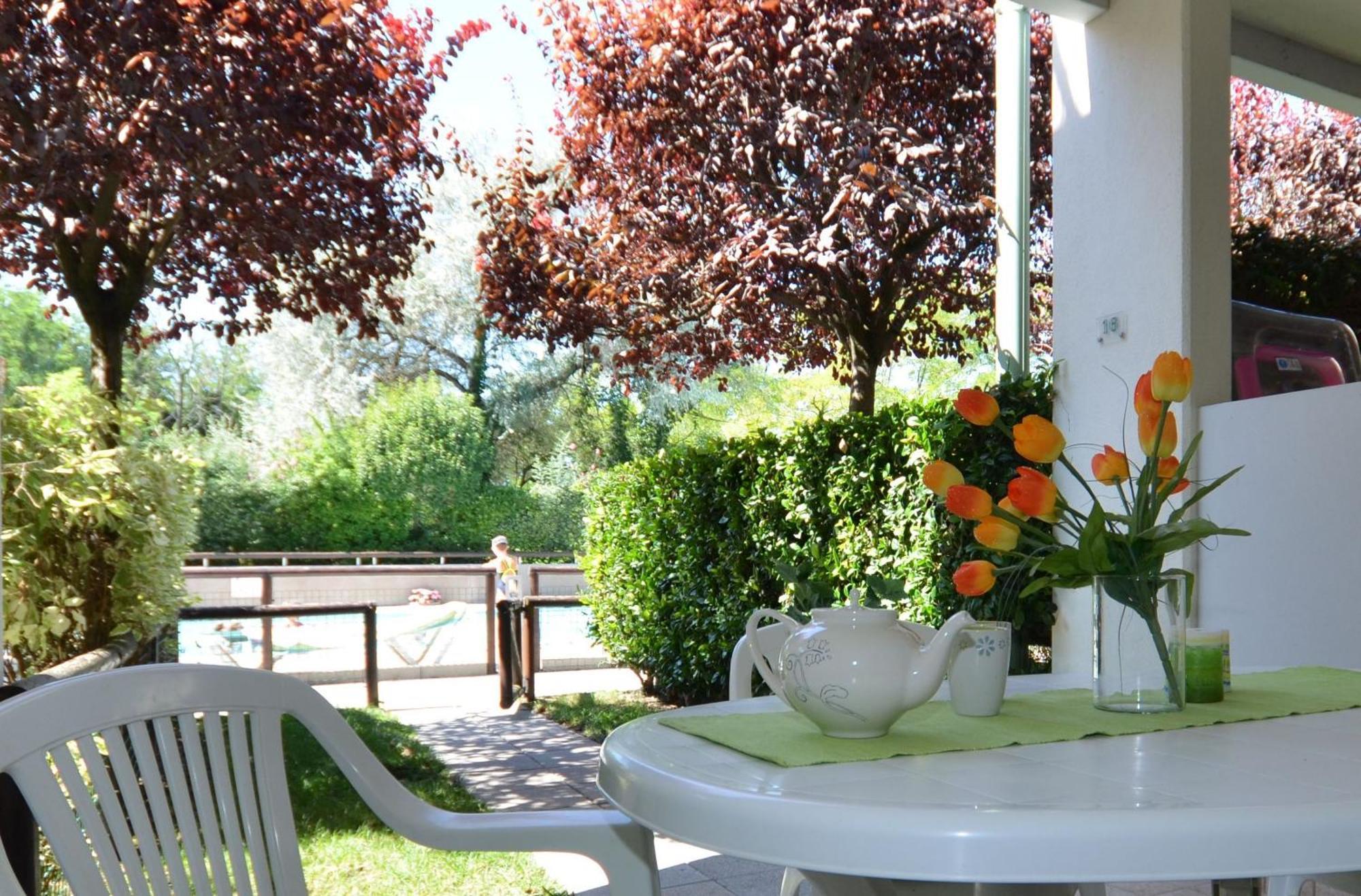 Residenza Le Acacie Apartment Bibione Bagian luar foto
