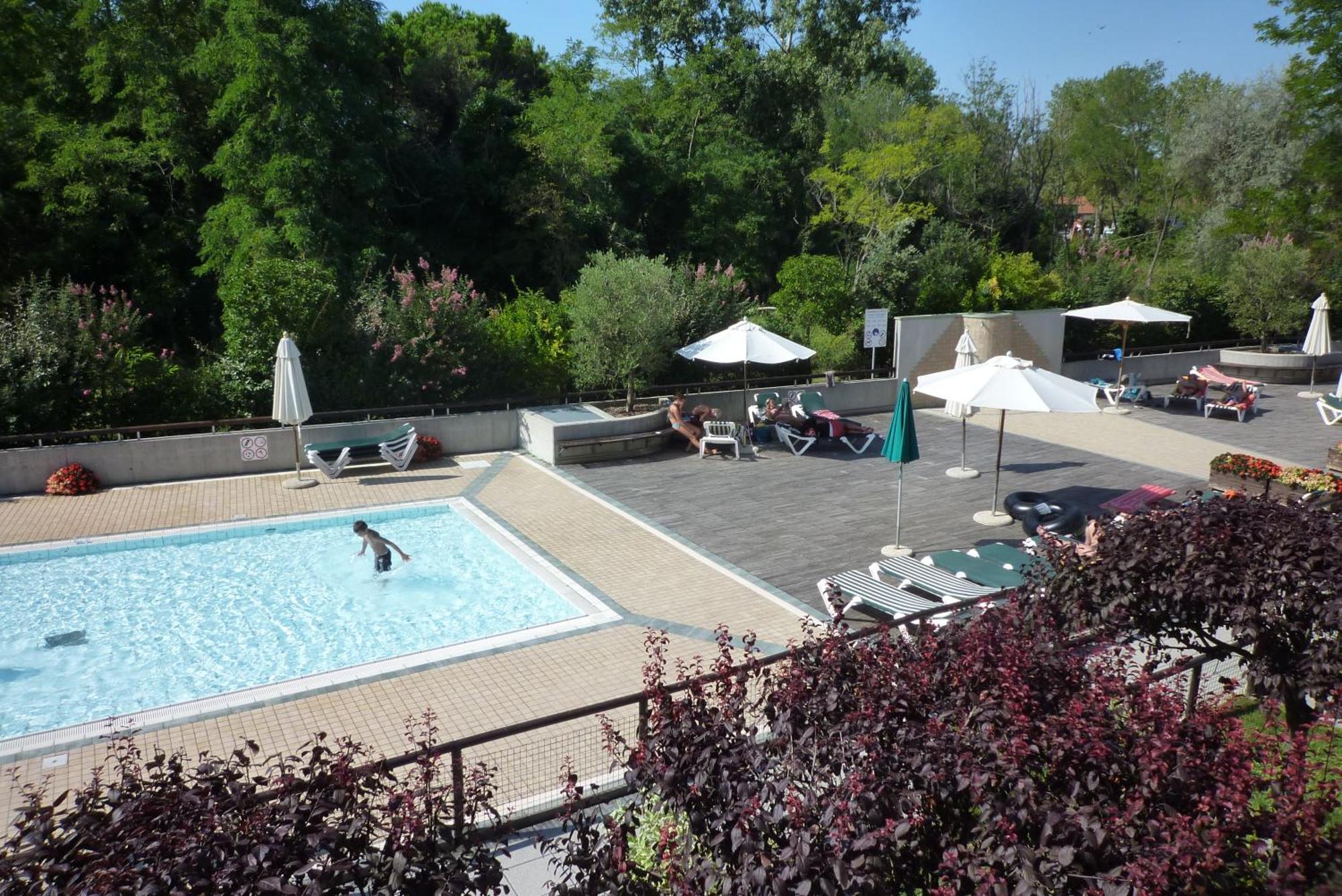Residenza Le Acacie Apartment Bibione Bagian luar foto